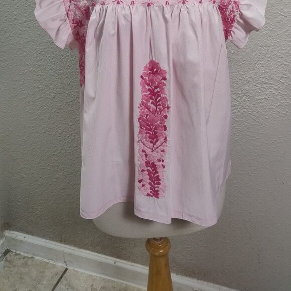 Mexican embroidery blouse - Picture 3 of 3